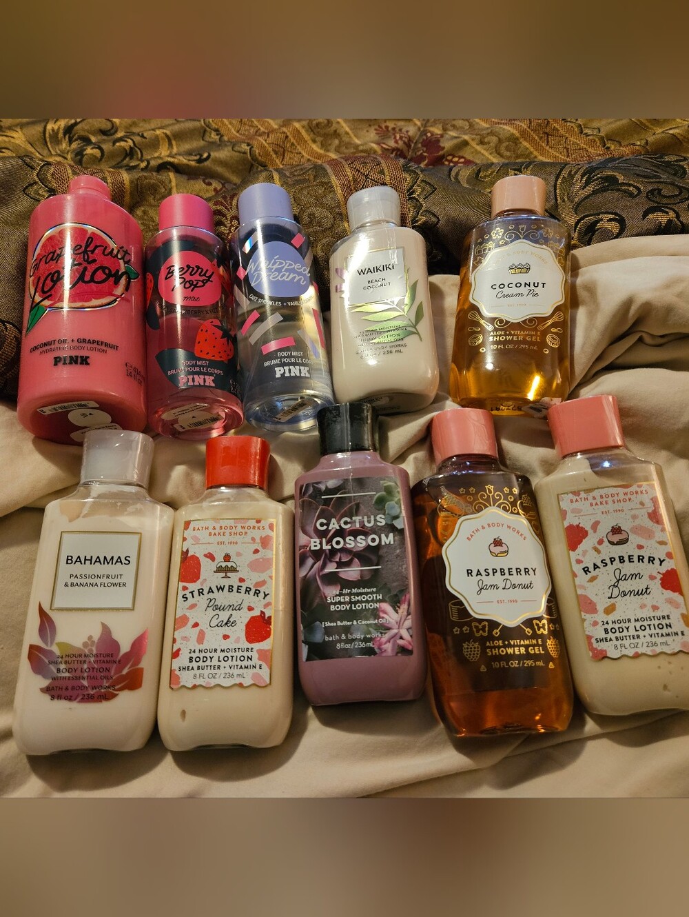 Sealed Bath & Body Works Assorted Pink and Gold Body Lotions & Shower Gels